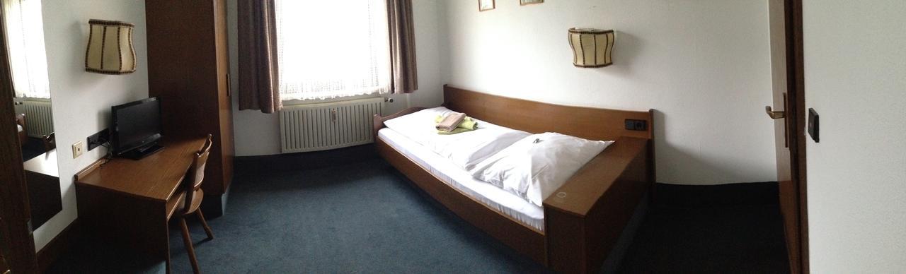 Goldene Rose Aparthotel Ebersbach an der Fils Exterior photo